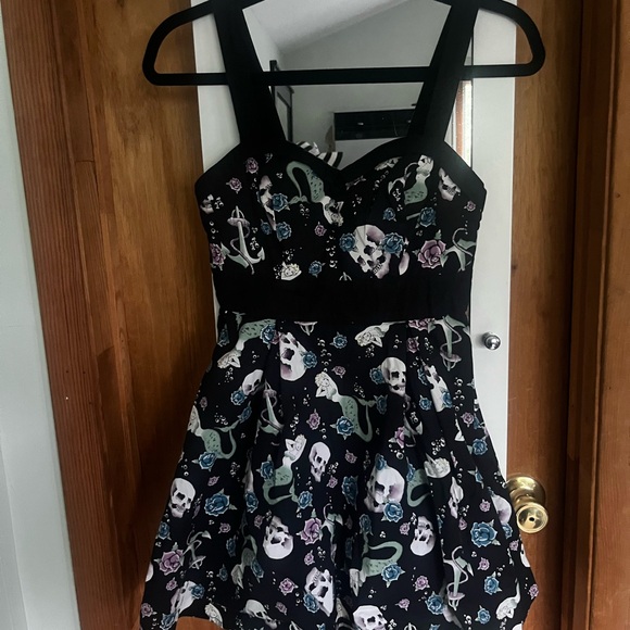 Hot Topic Black Dress with Skull and Floral Design - Picture 1 of 6